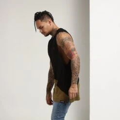 CARRÉ DIAGONAL PANEL 2 MUSCLE TEE BLACK/OLIVE -Champioe Style 02011261 YB054 normal 003