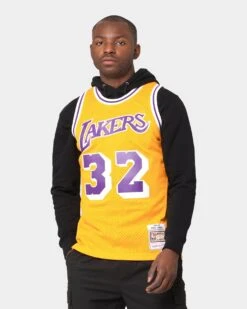 Mitchell & Ness Los Angeles Lakers Magic Johnson '84-'85 #32 Swingman Jersey Yellow