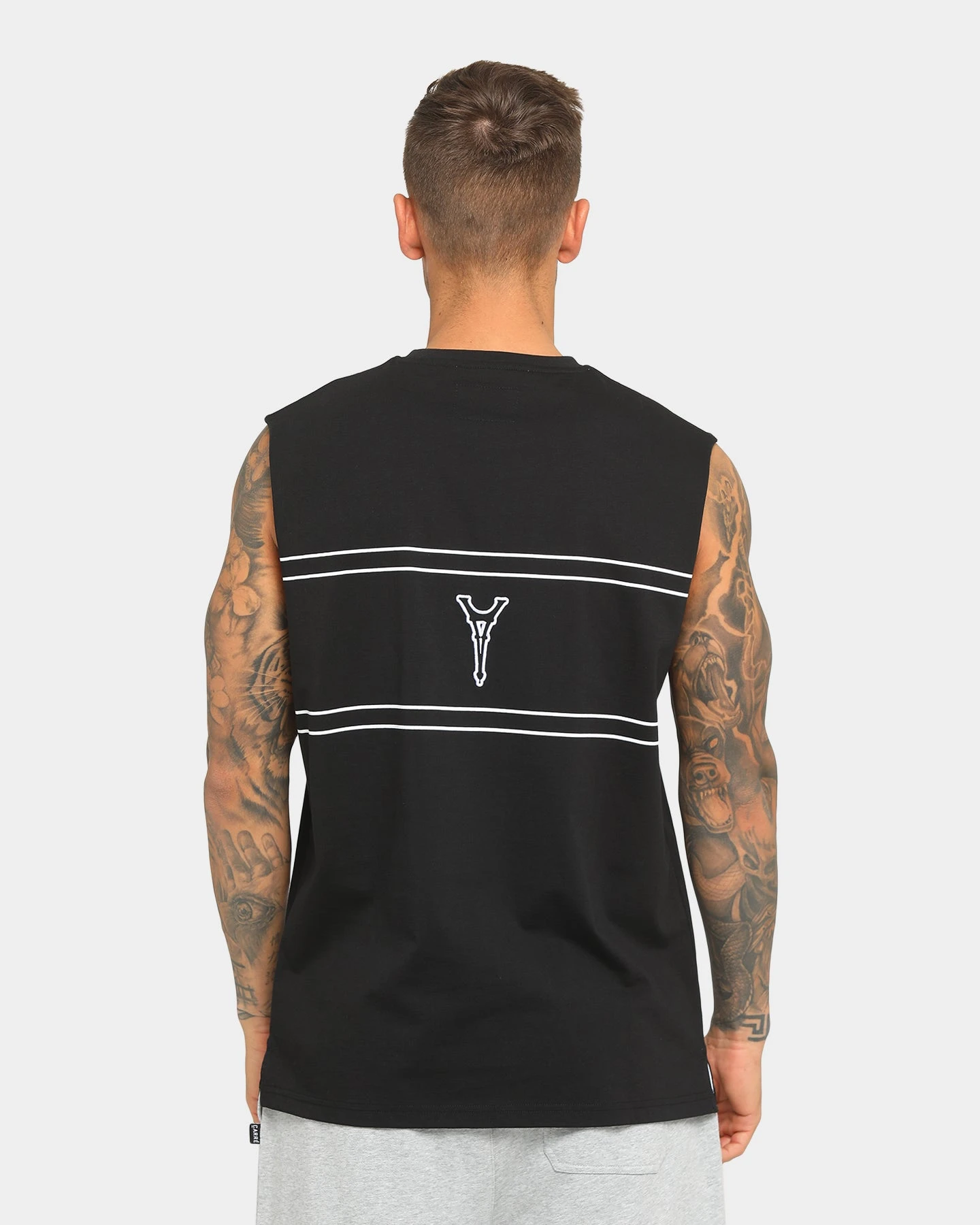 Carré Scripted Outline Muscle Black 5 Carré Scripted Outline Muscle Black - Image 3