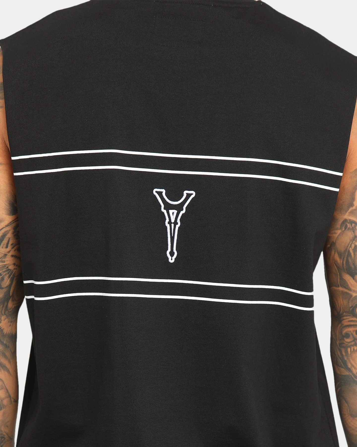 Carré Scripted Outline Muscle Black 7 Carré Scripted Outline Muscle Black - Image 5