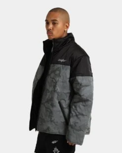 Loiter Split Spectrum Puffer Jacket Black/Camo 3M -Champioe Style 02032501 YB950 mens 0070