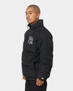 New Era New York Yankees Paisley Puffer Jacket Black 16 New Era New York Yankees Paisley Puffer Jacket Black -Champioe Style 02033506 YB001 mens 060