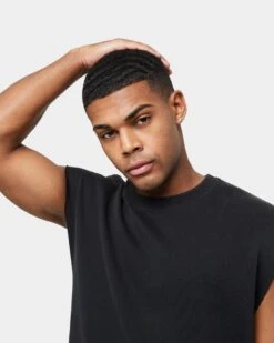 Carre Metalle Muscle Crewneck Black -Champioe Style 02036025 YW607 mens 0080