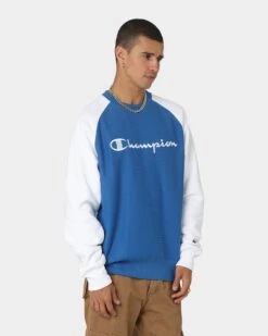Champion Reverse Weave Raglan Crew Living In Blue -Champioe Style 02036217 YL090 mens 0050