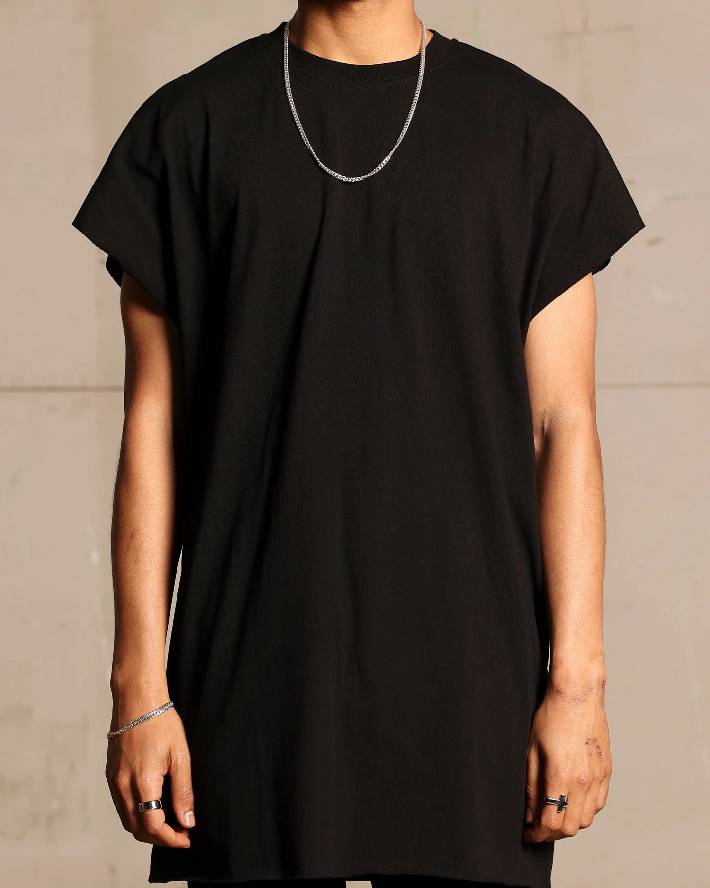 Saint Morta Cutoff Bat T-Shirt Black 4 Saint Morta Cutoff Bat T-Shirt Black - Image 3