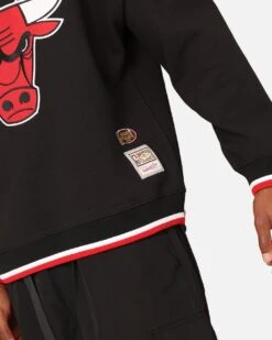 Mitchell & Ness Chicago Bulls Shooting Crewneck Black -Champioe Style 02048559 YB001 mens 0070