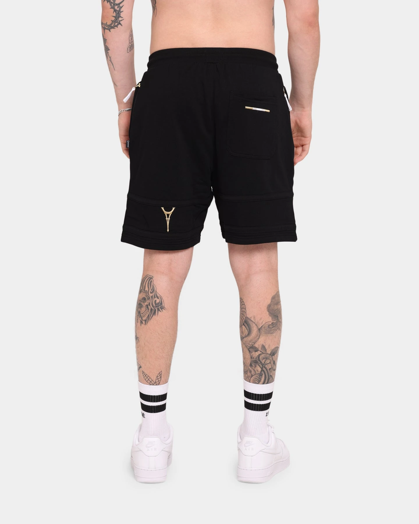 Carré Scripted Fleece Shorts Black/Black/Gold 7 Carré Scripted Fleece Shorts Black/Black/Gold - Image 5