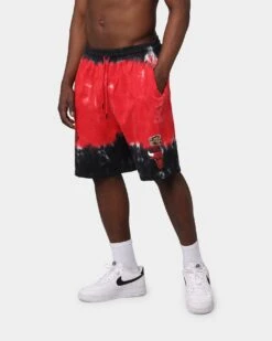 Mitchell & Ness Chicago Bulls Tie Dye Terry Short Red