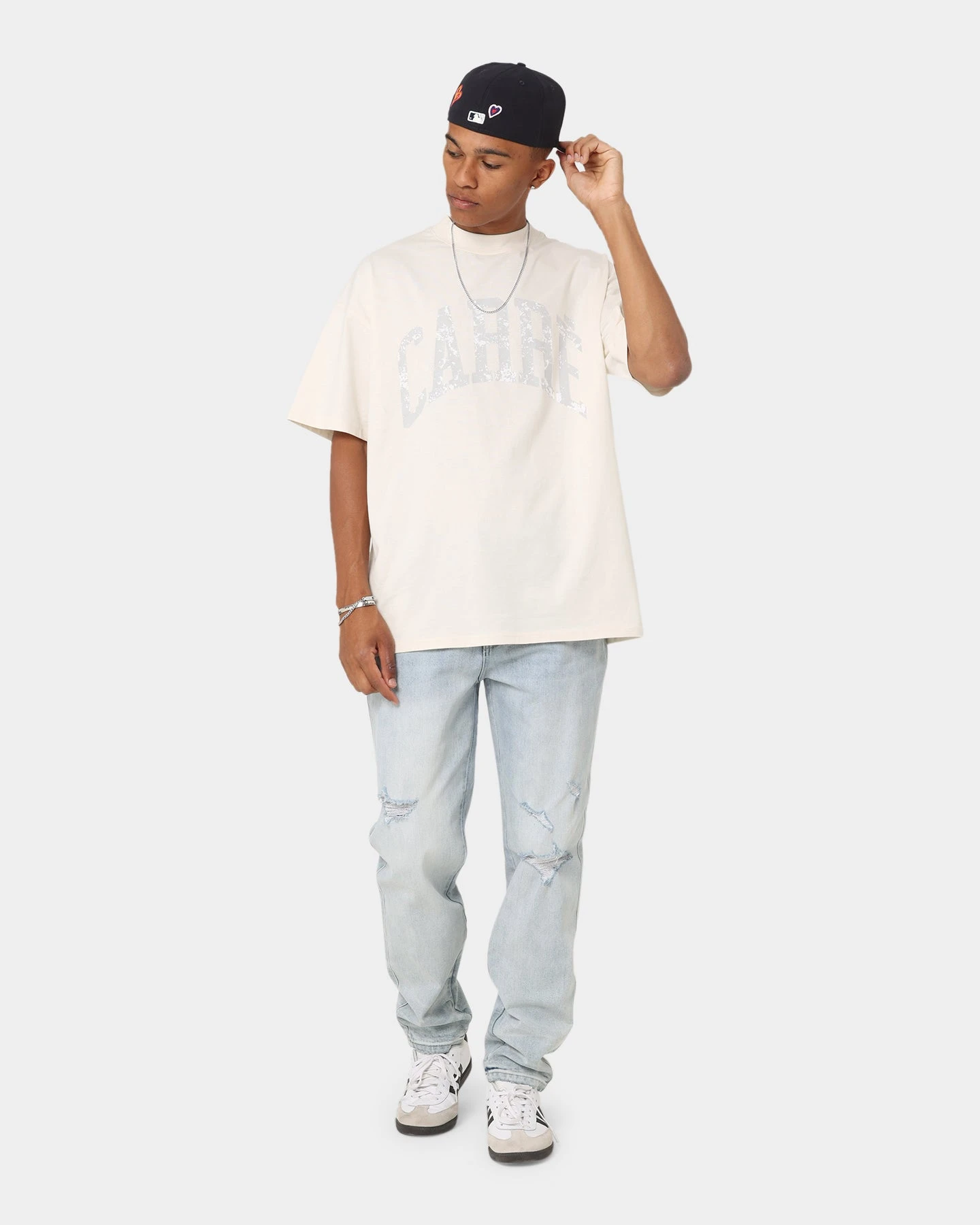 Carré Bouffant Distressed Jeans Light Blue 4 Carré Bouffant Distressed Jeans Light Blue - Image 2