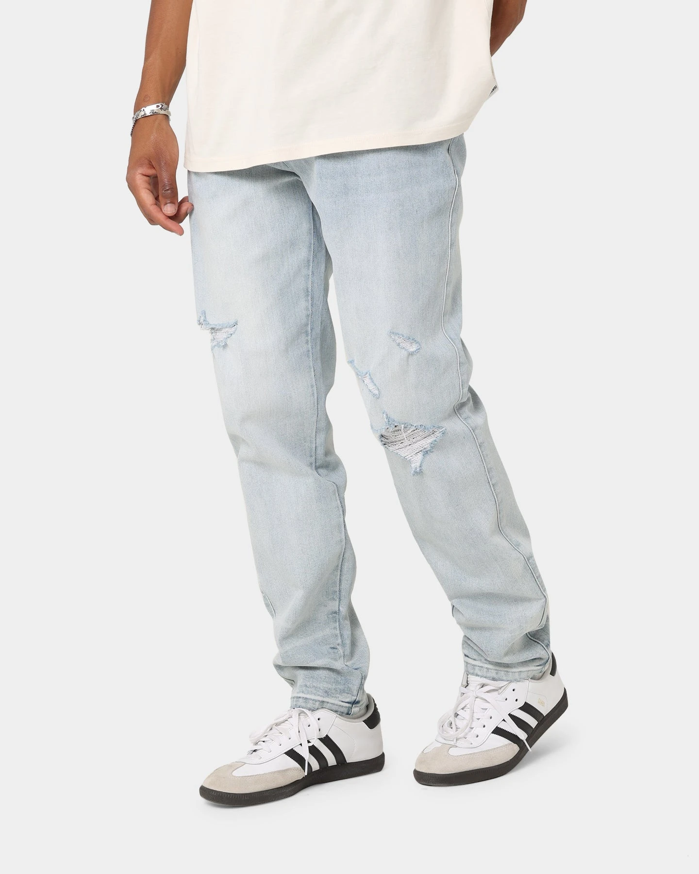 Carré Bouffant Distressed Jeans Light Blue 8 Carré Bouffant Distressed Jeans Light Blue - Image 6