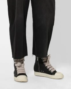 Saint Morta Ultra Sonic Baggy Jeans Vintage Black -Champioe Style 03010814 YV009 mens 00030