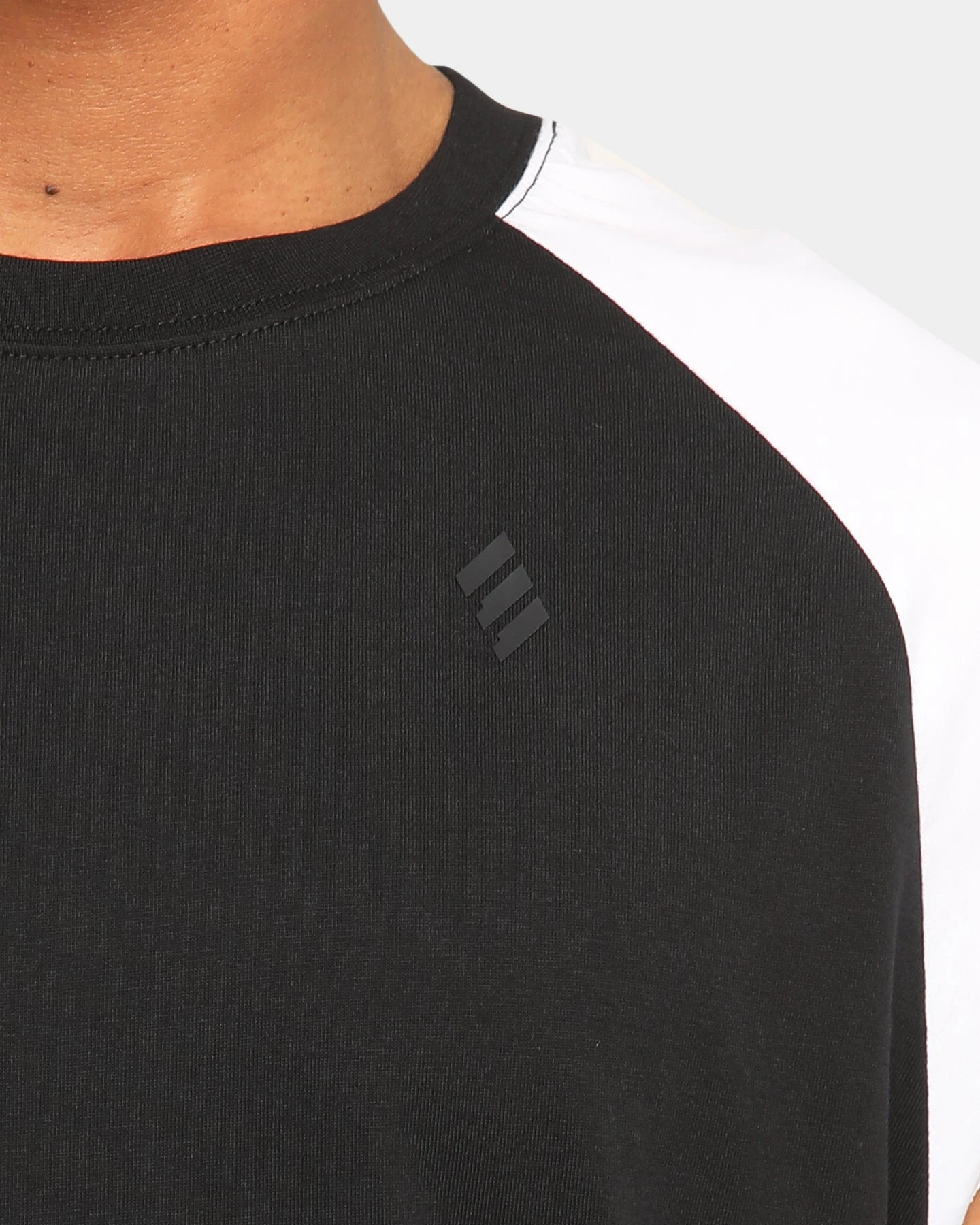 Elevn Clothing Co. Trinity Raglan Muscle Black 6 Elevn Clothing Co. Trinity Raglan Muscle Black - Image 4